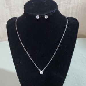 Silvertone Solitaire Necklace Set